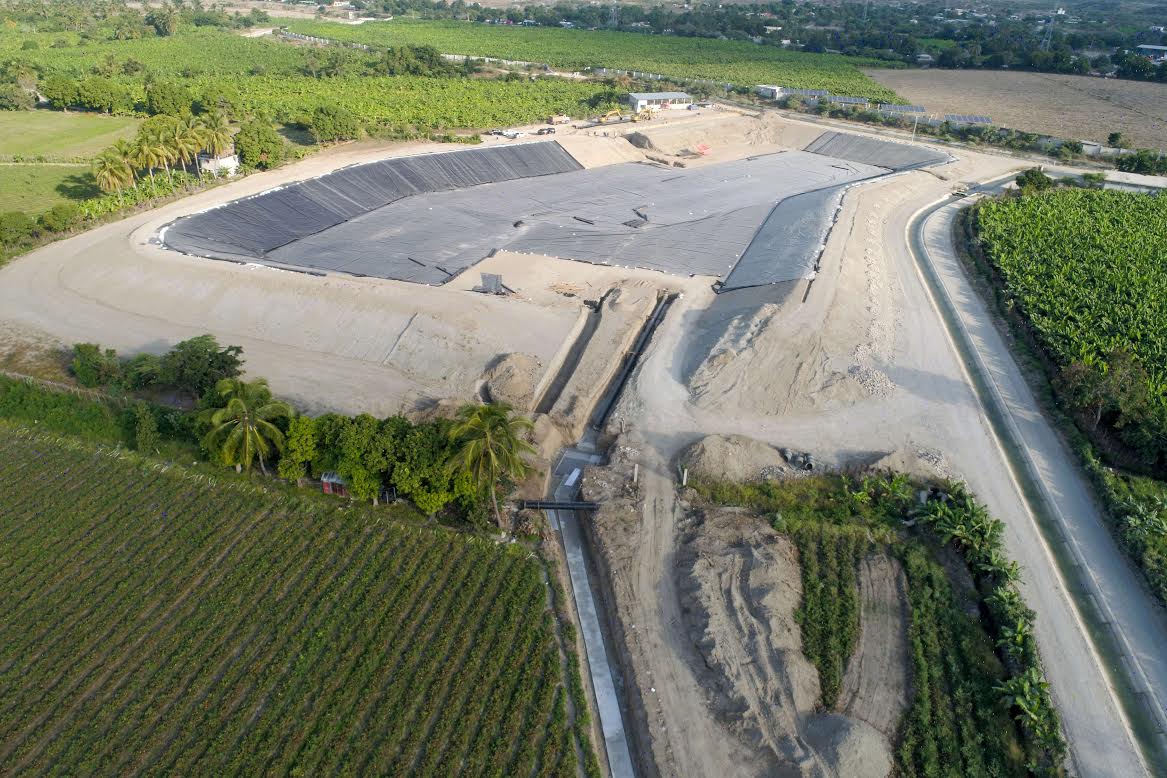 Director del INDRHI supervisa avances del proyecto agrícola Azua ll