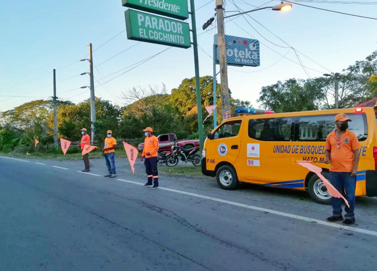 Defensa Civil asiste en carreteras durante feriado por el Día de Duarte