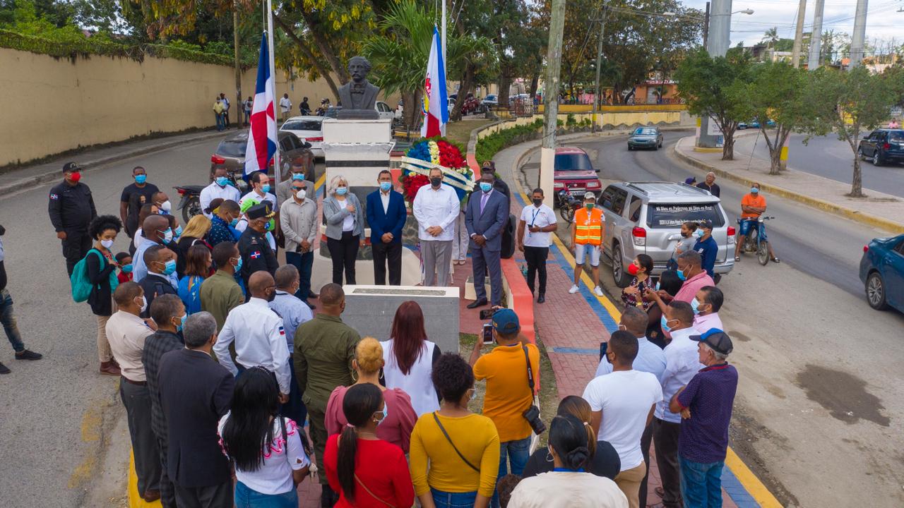 Alcaldía de SDN rinde homenaje a Juan Pablo Duarte