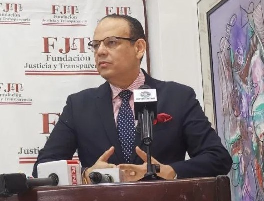 FJT pide al gobierno reconsiderar horario de toque de queda