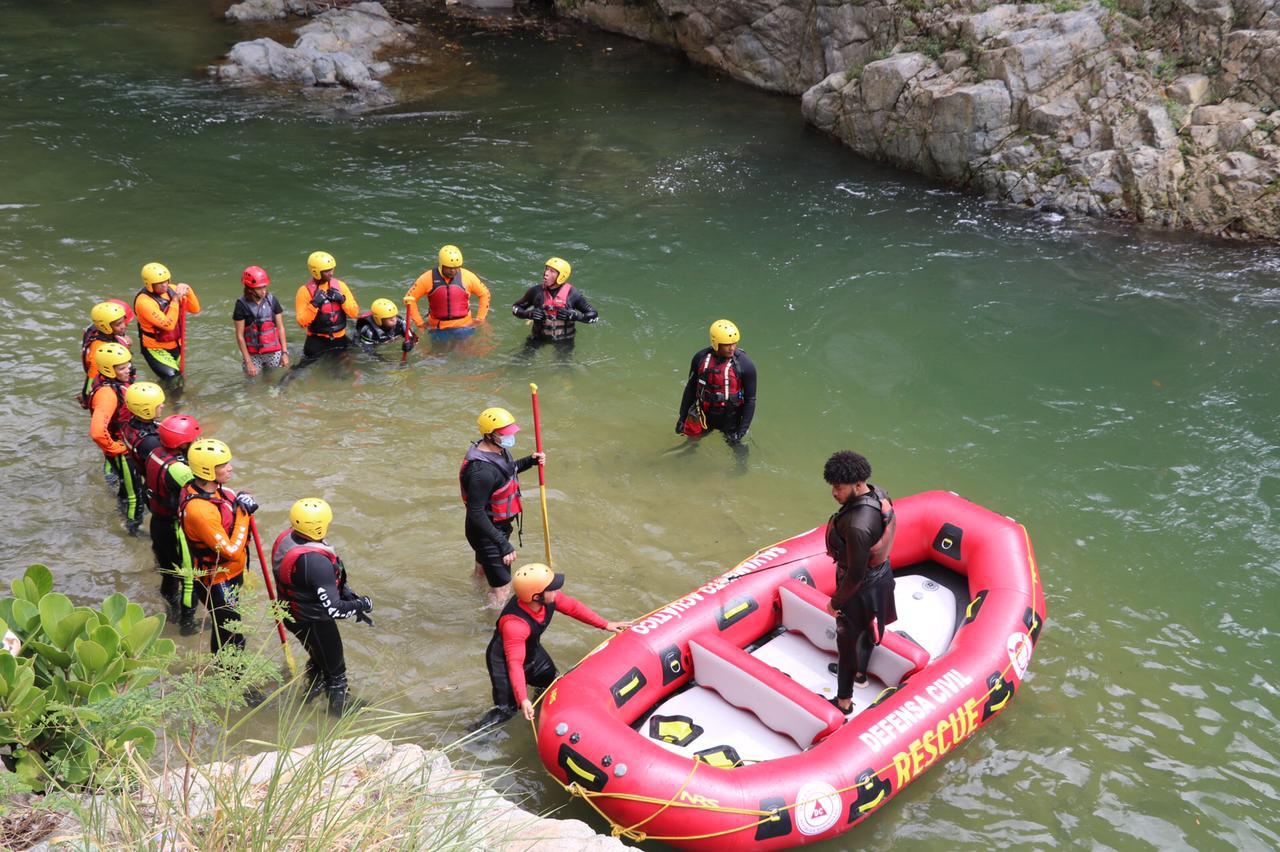 Defensa Civil fortalece capacidad de respuesta ante emergencias acuáticas