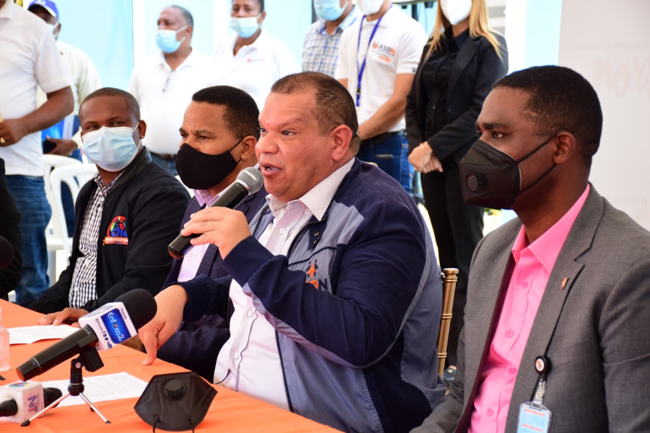 Alcalde y organizaciones de Santo Domingo Norte piden al presidente Abinader extender línea uno del Metro