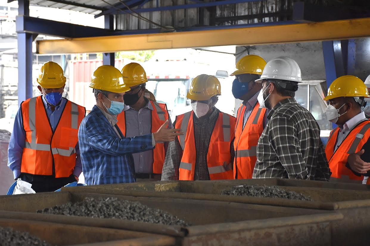 Ministro de Energía y Minas visita SJM y Falcondo; promueve desarrollo de minería