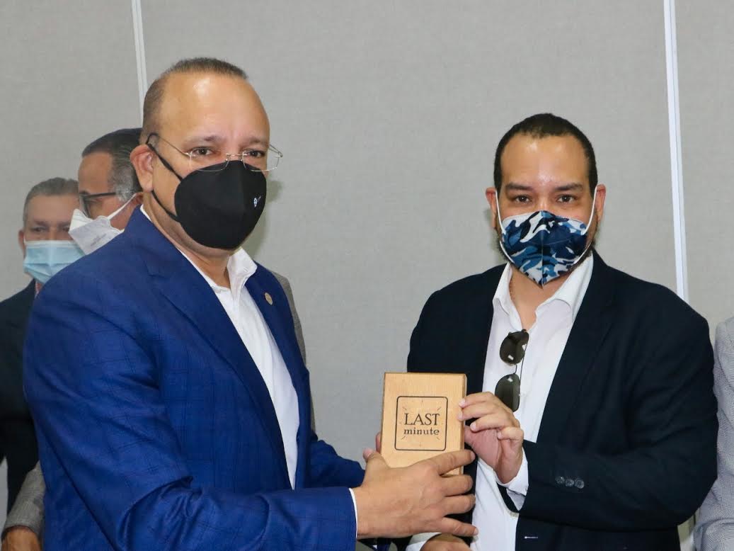 PROINDUSTRIA explica a industriales de Santiago las ventajas de obtener registro y calificación industrial