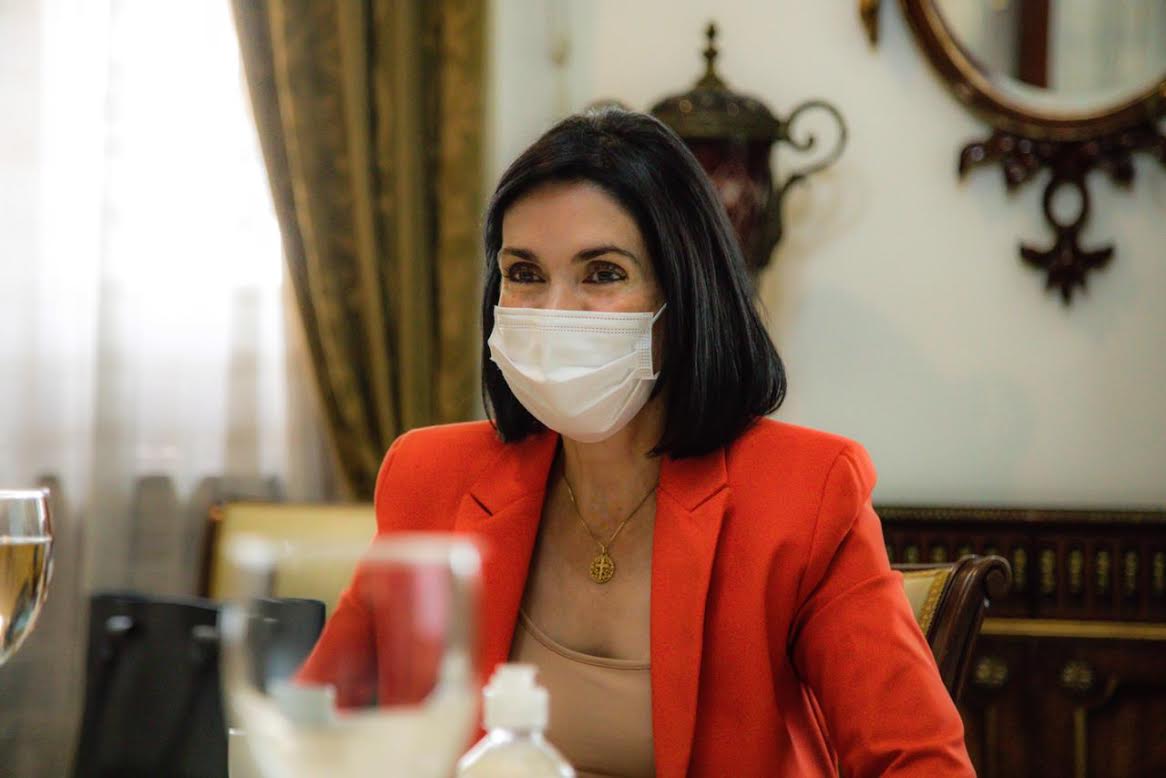 Primera dama exhorta a la población a promover el programa de vacunación contra la covid-19