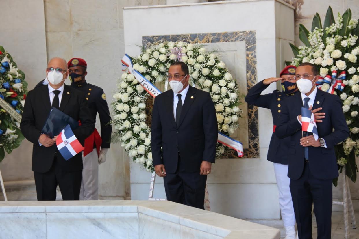 Tesorero Nacional resalta valores de los padres de la Patria