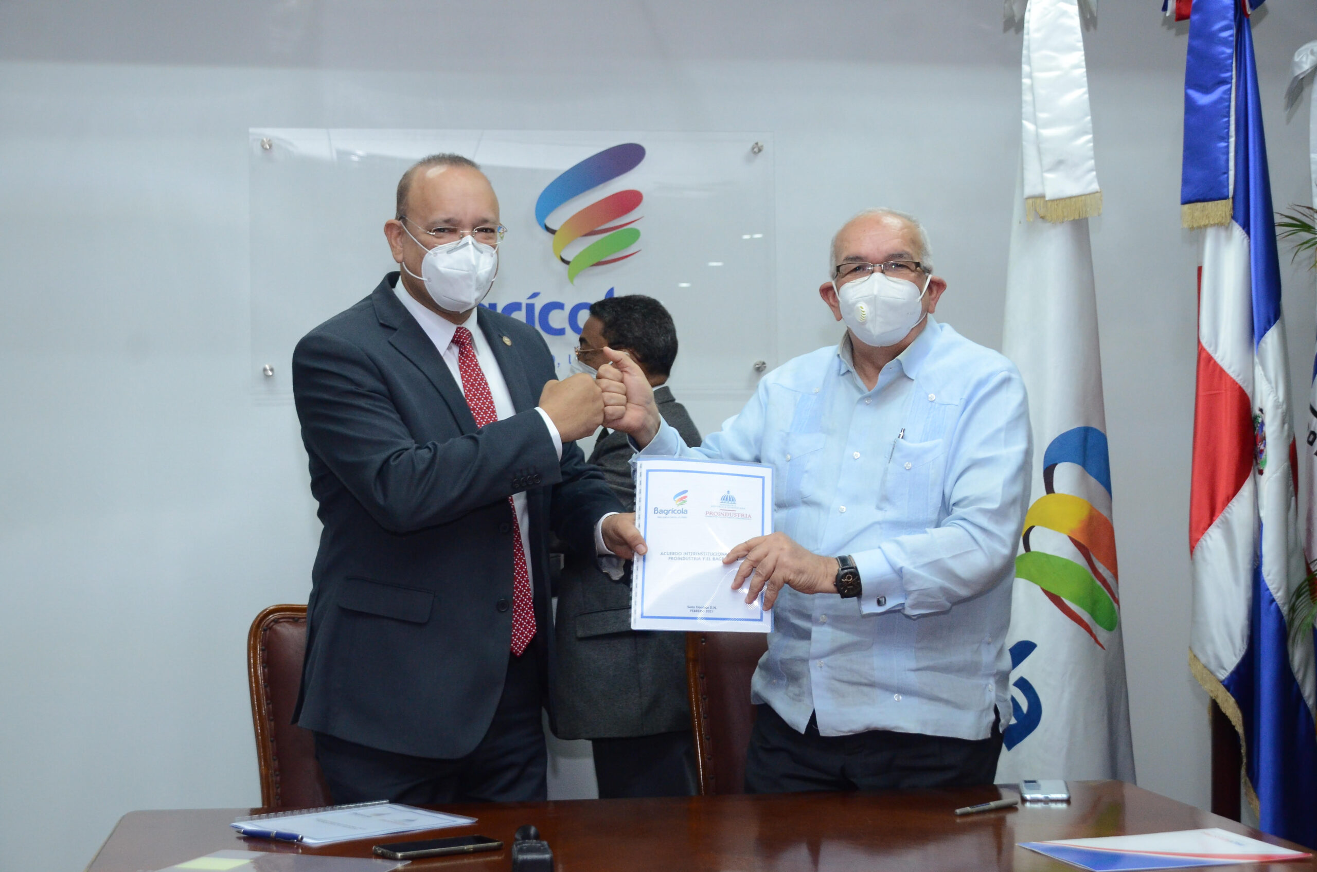 El Bagrícola y Proindustria firman acuerdo para respaldar las industrias del sector agropecuario