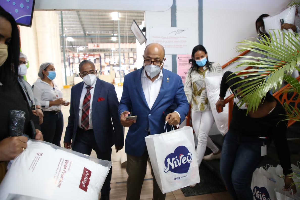 Comisiones de  la Cámara de Diputados realiza recorrido parque industrial DISDO