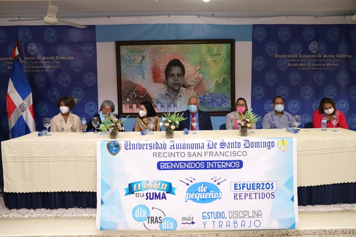 Internos de medicina UASD Recinto San Francisco se integrarán como vacunadores