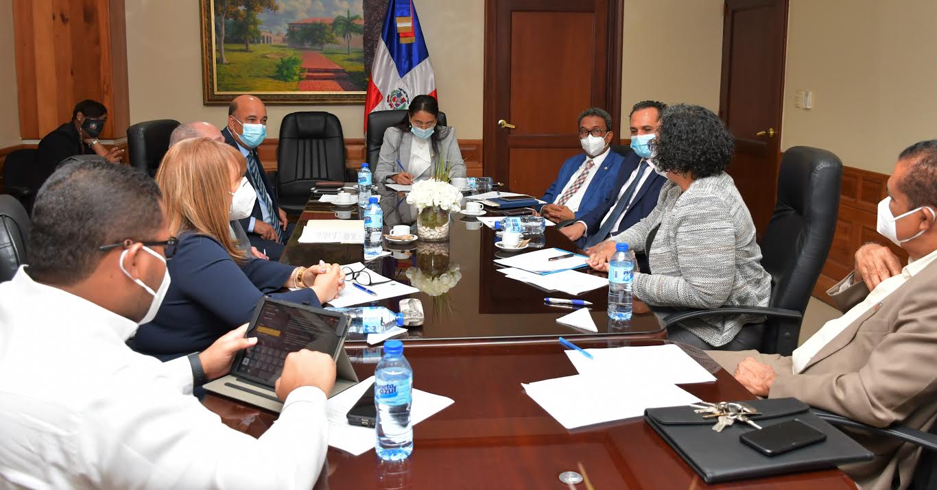 Comisión Permanente de Salud Pública  del Senado socializa plan de salud mental con representantes del sector