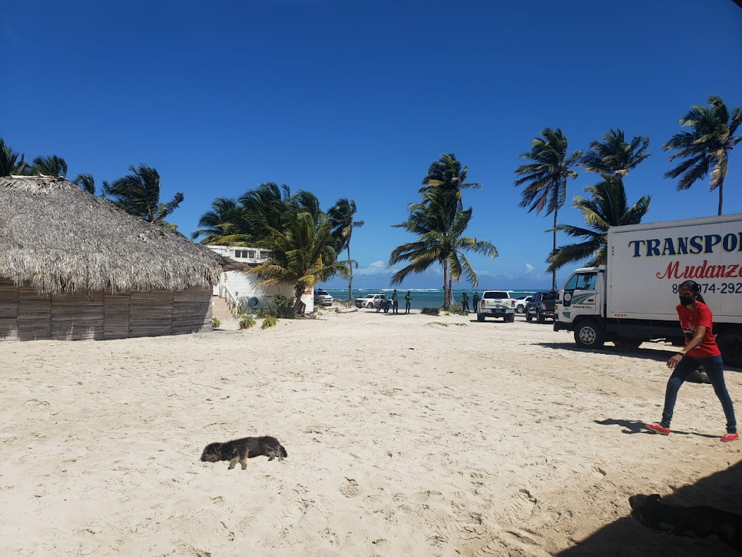 Apoya decisión de eliminar ocupaciones ilegales en franja marítima; facilitará desarrollo turístico