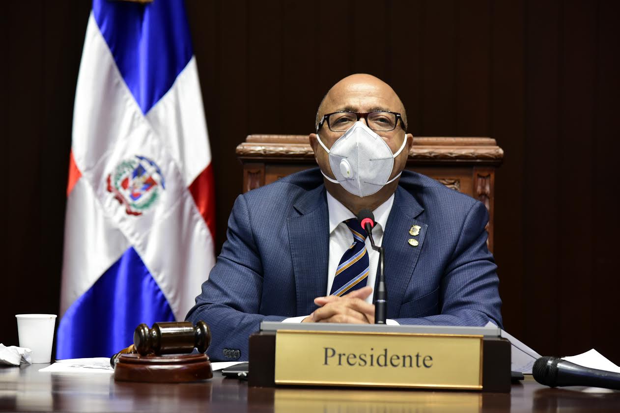 Pacheco asegura aporte de juristas al Código Penal no es una recomendación del Poder Ejecutivo