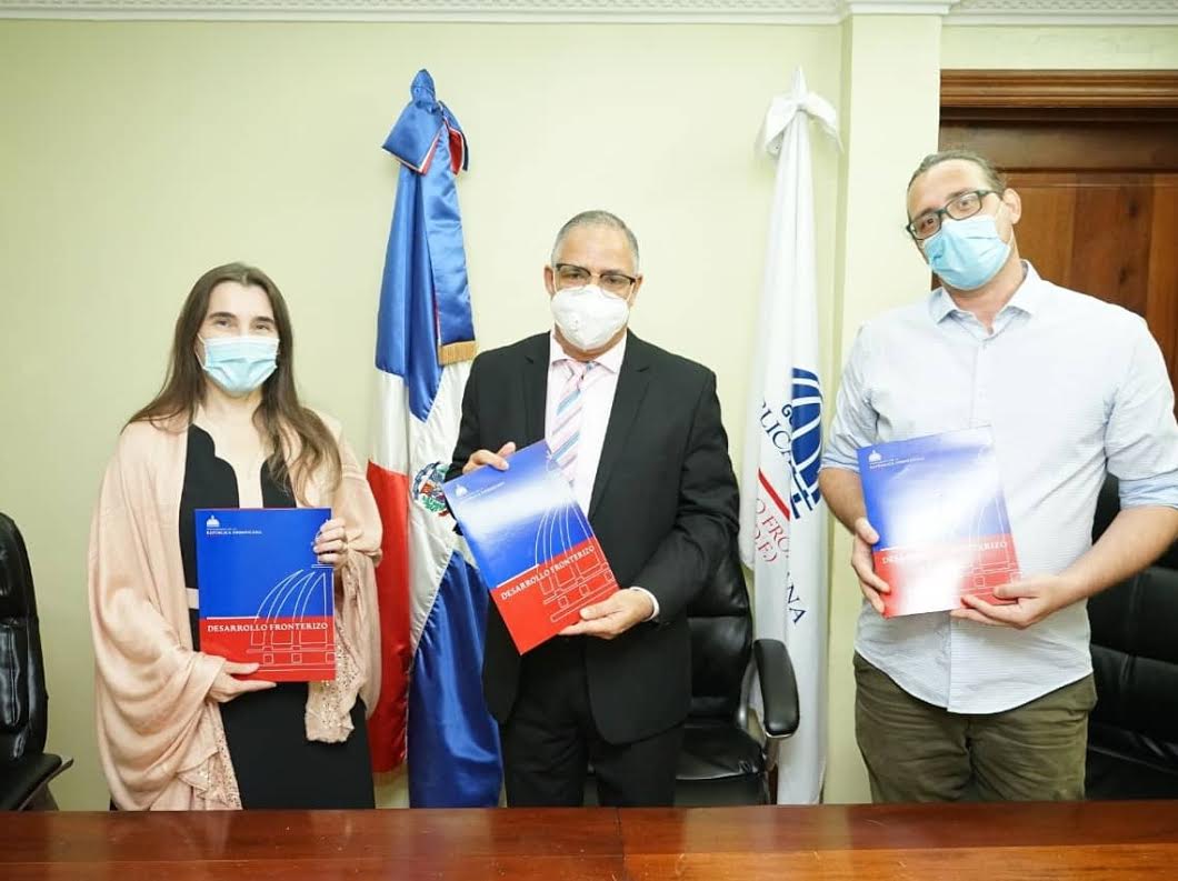 Desarrollo Fronterizo y Fundación AVSI firman acuerdo interinstitucional