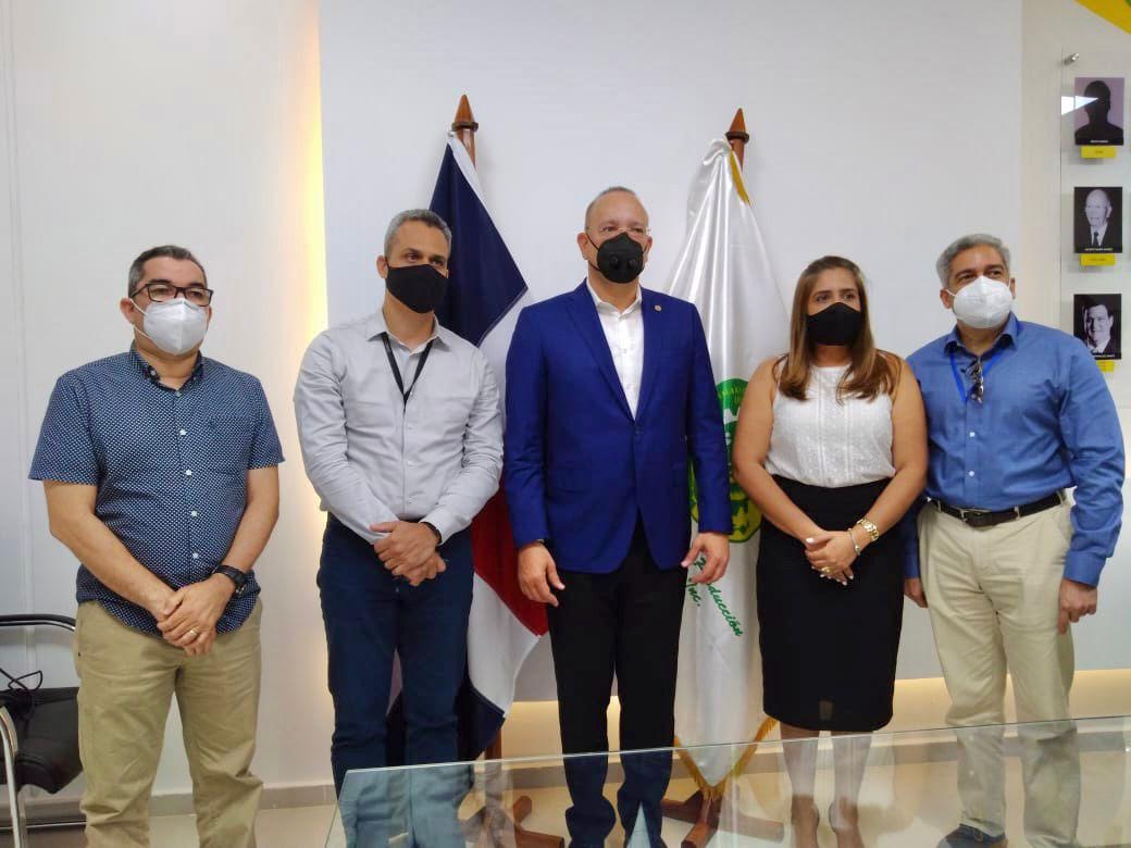 Ulises Rodríguez asegura en La Vega que RD marcha hacia la industrialización