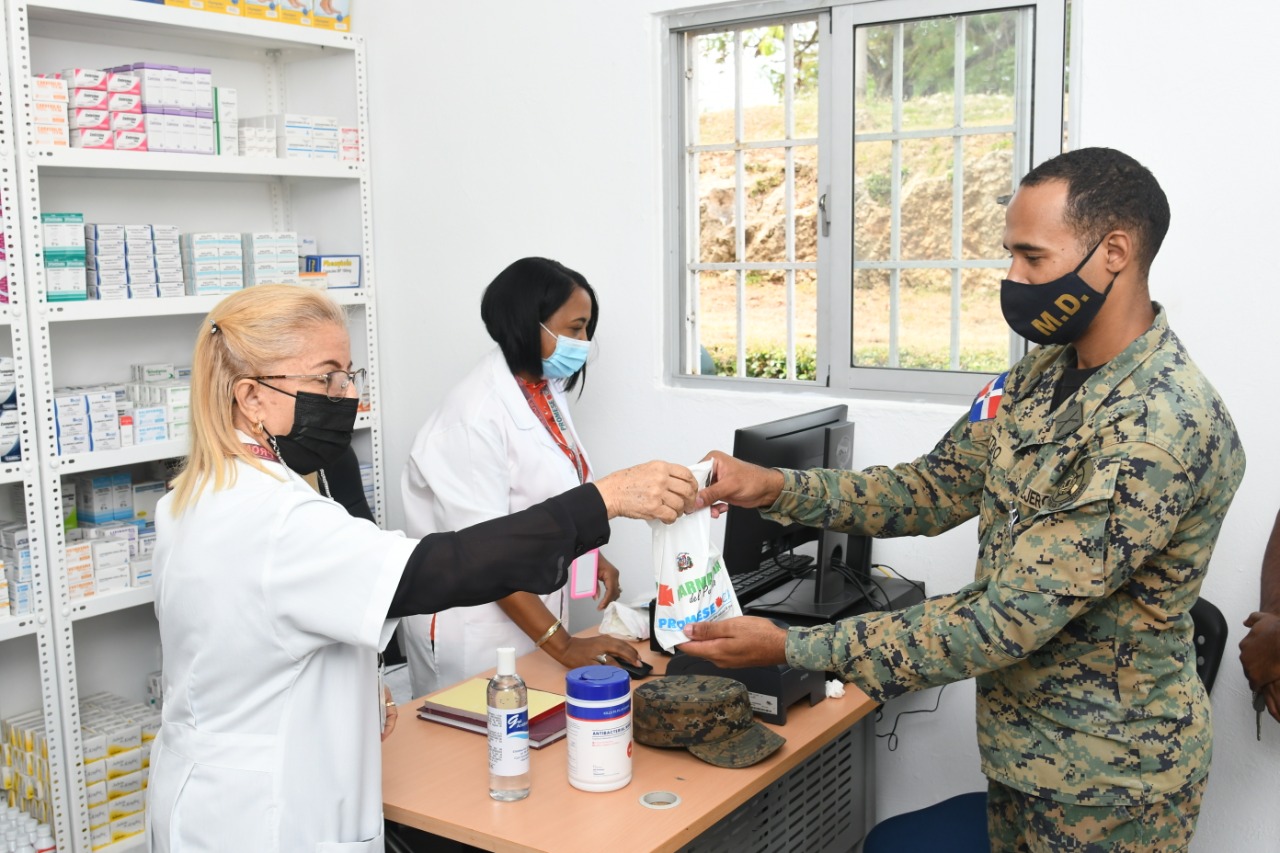 Promese/Cal reapertura Farmacia del Pueblo en el Ministerio de Defensa