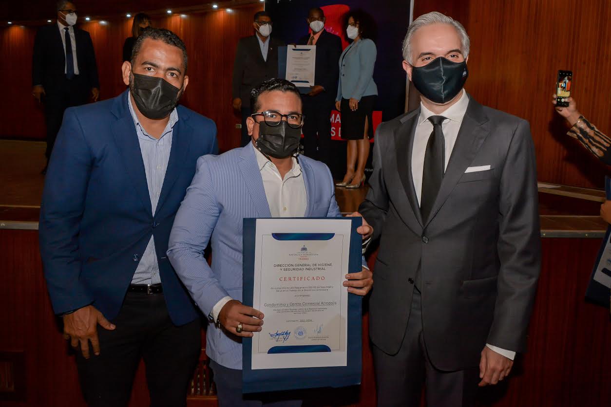 Acrópolis Center & Citi Tower recibe certificación de Seguridad y Salud en el Trabajo.