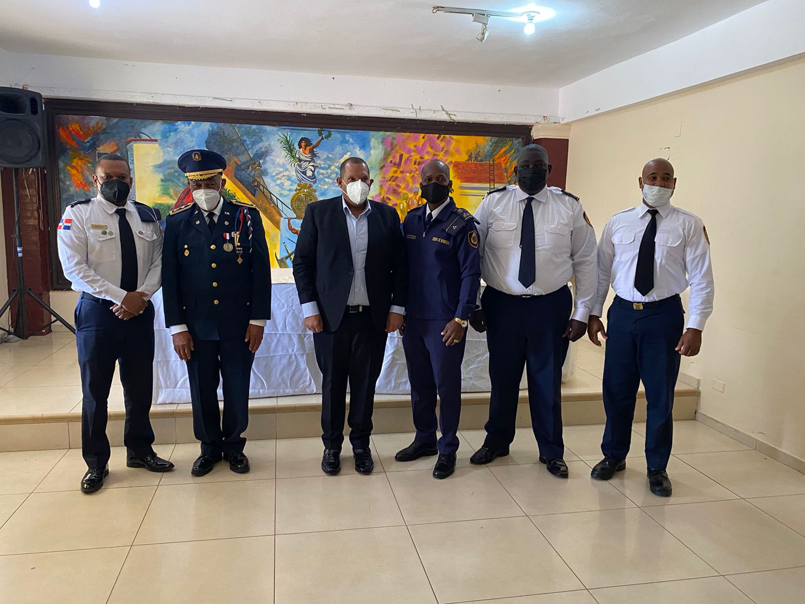 Alcalde Carlos Guzmán anuncia transformación en Cuerpo de Bomberos