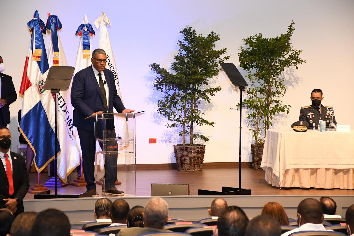 Interior y Policía advierte tomará las medidas necesarias para recuperar las armas de fuego que están en manos de  exalcaldes