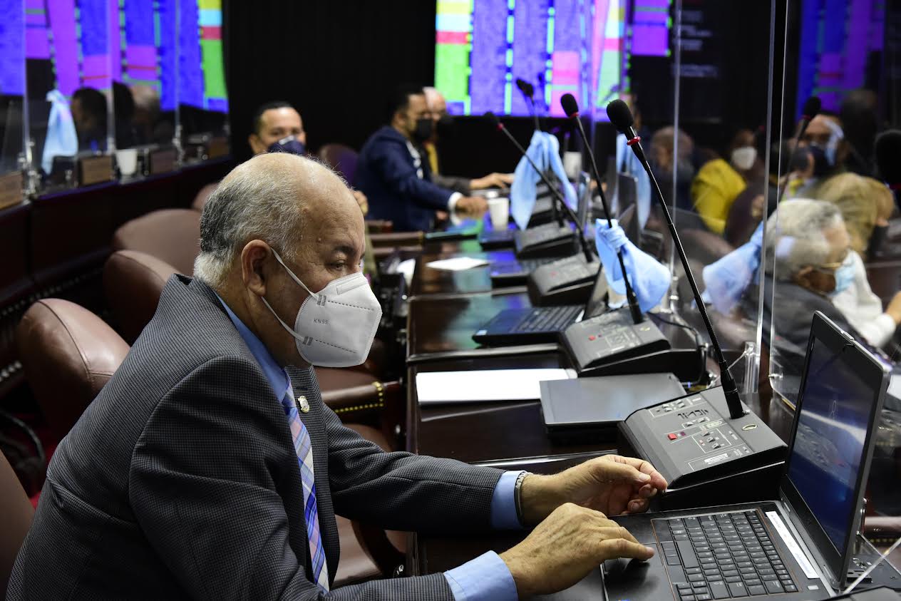 Diputados aprueban sexto grupo de contratos de inmuebles con menos de 1,000 metros