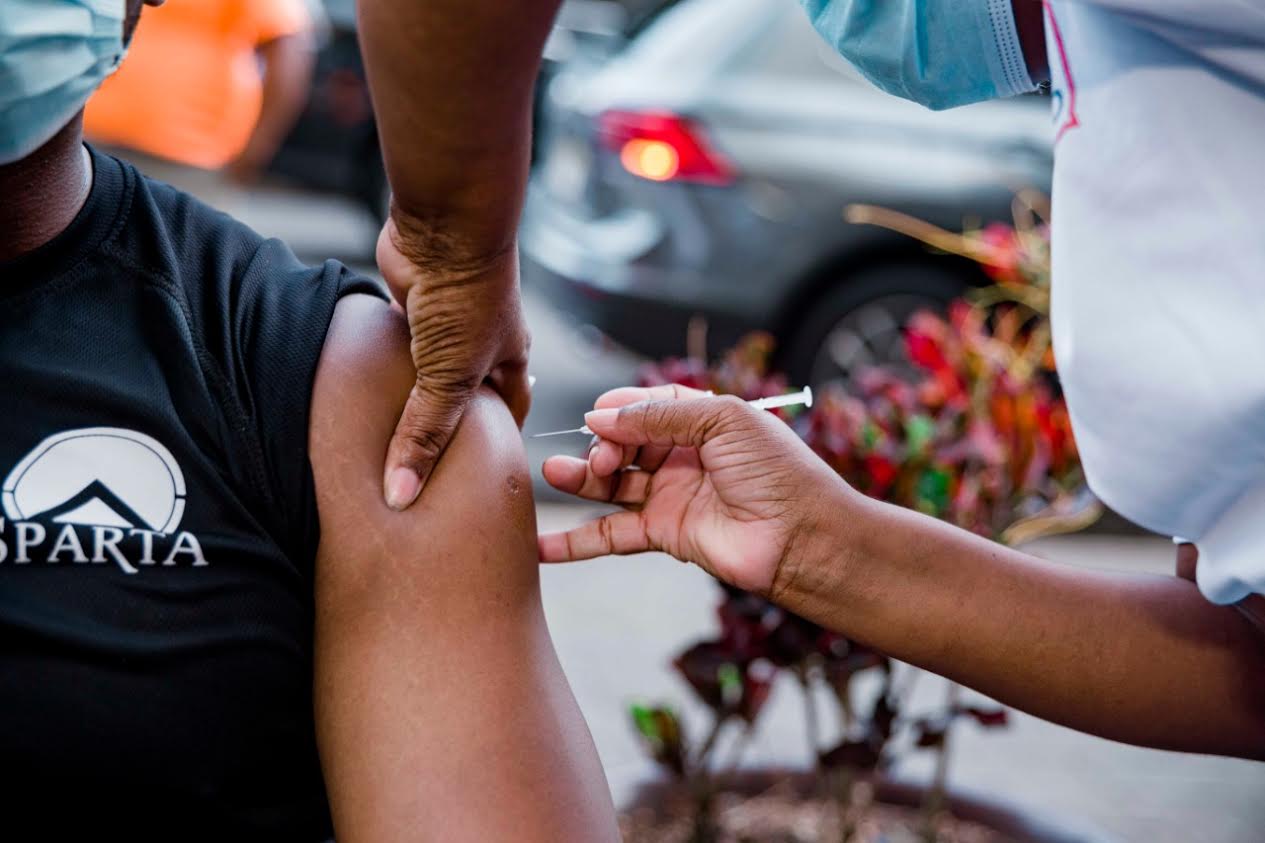 Gobierno anuncia jornada nocturna de vacunación