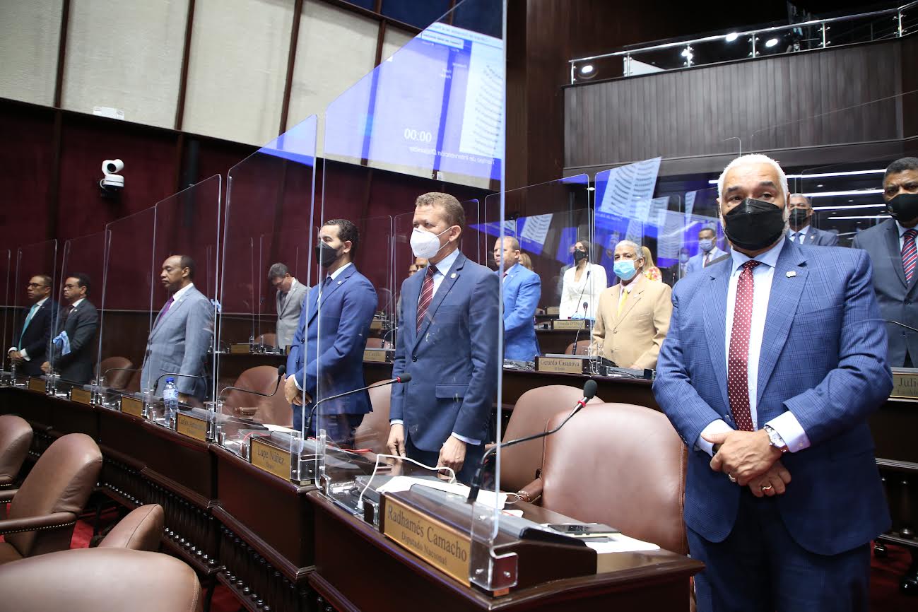 Diputados envían a comisión especial Presupuesto complementario de este año