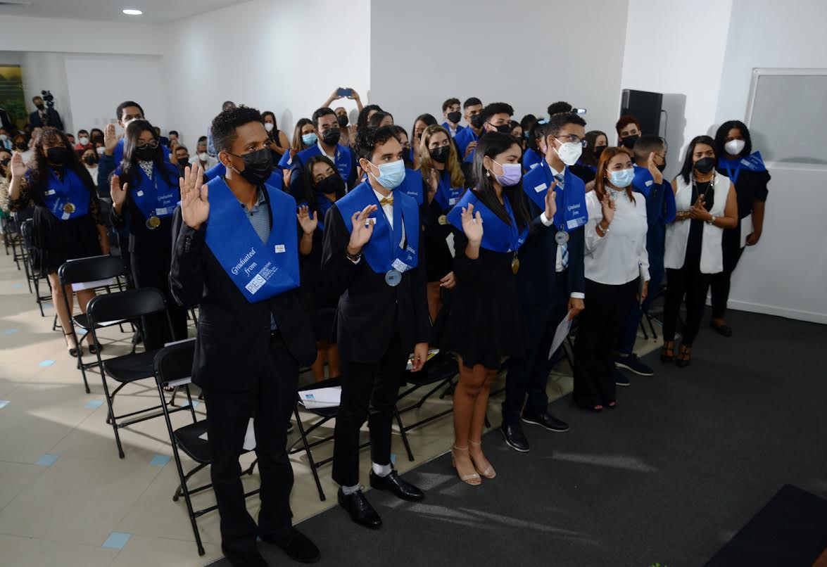 Progressive English Services gradúa a 92 nuevos profesionales en inglés.