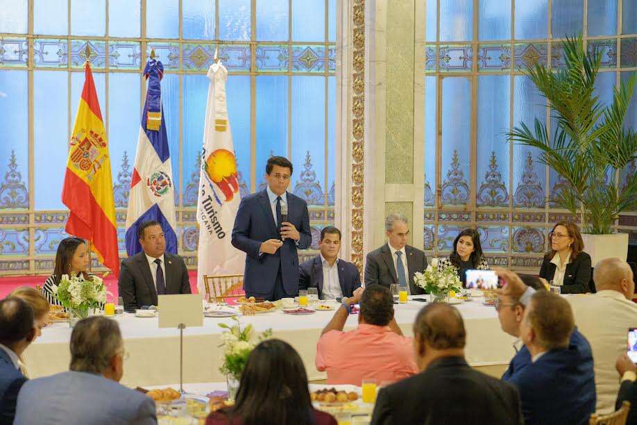 Cierre con inversiones de $3 mil millones y 9 mil habitaciones nuevas.