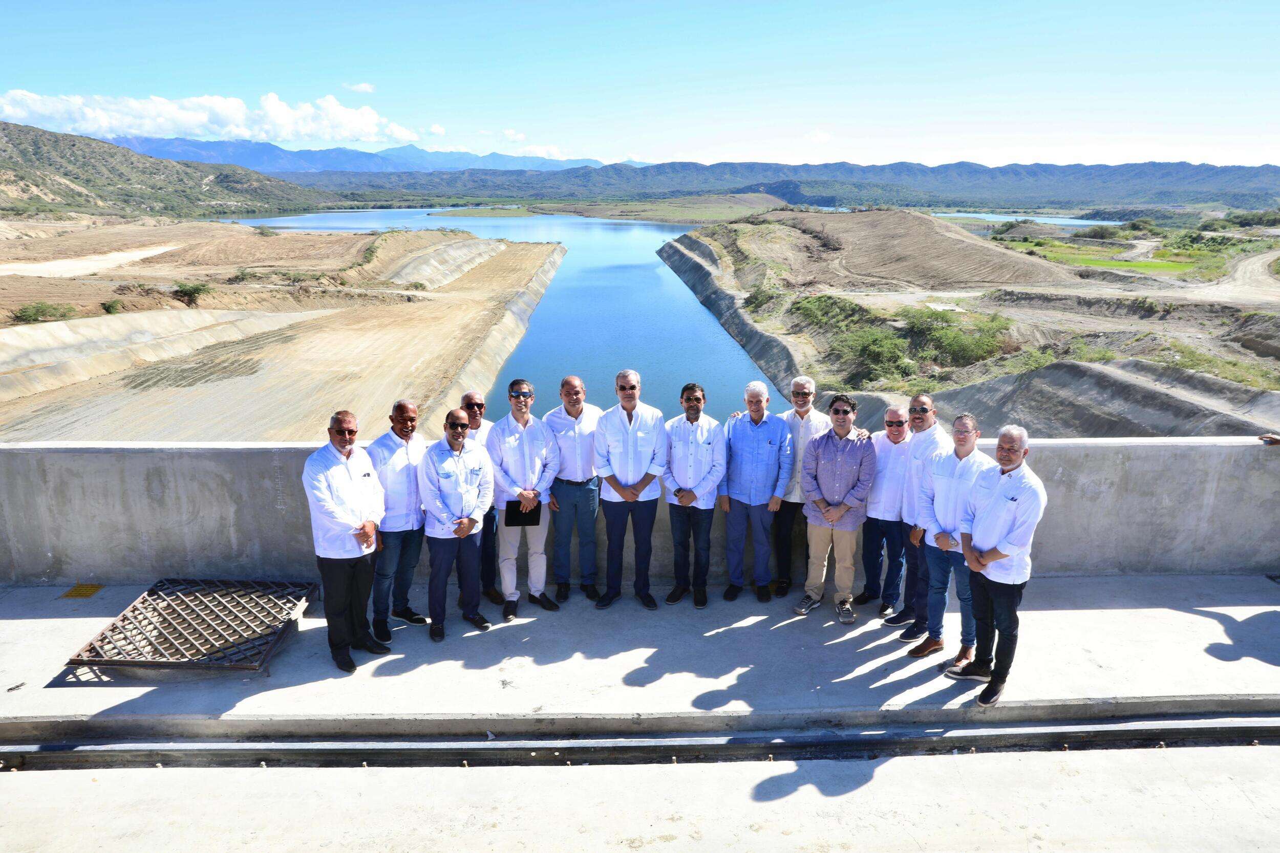 Presidente Abinader inaugura embalse de la presa Montegrande