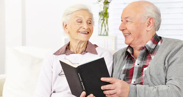 Aprueban el primer fármaco que frena el Alzheimer