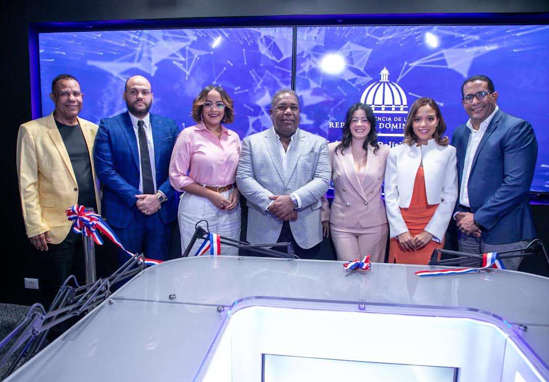 Gabinete de Política Social inaugura moderna cabina de radio y streaming