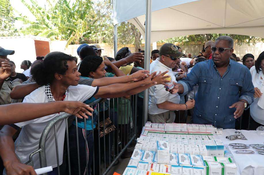El Gabinete de Política Social organiza jornadas sociales en Barahona.