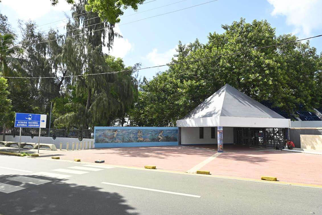 Banreservas respalda remozamiento del Acuario Nacional