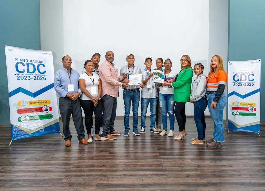 Barrick Pueblo Viejo impulsa desarrollo participativo en comunidades vecinas.