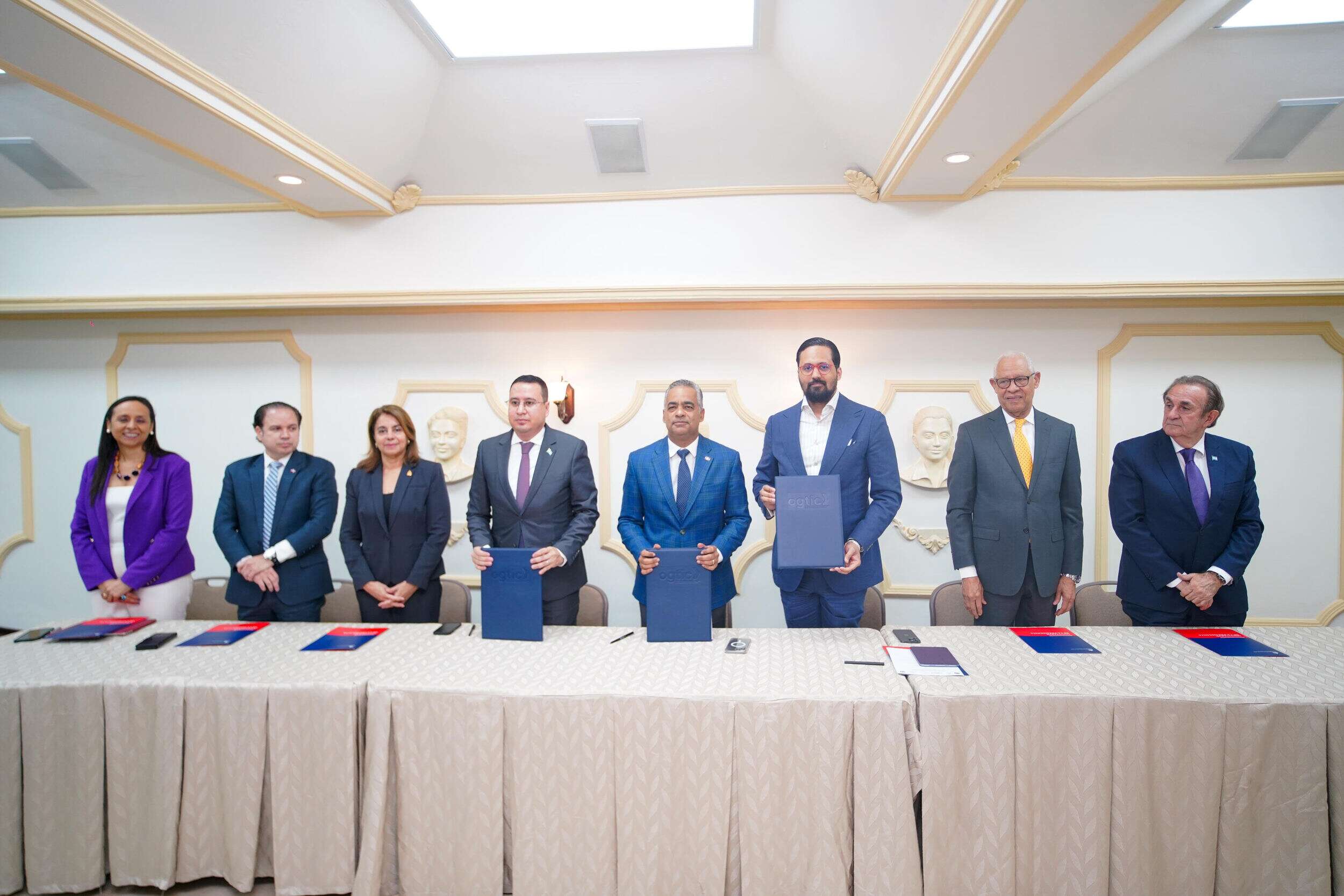 República Dominicana y Honduras firman convenio anticorrupción internacional