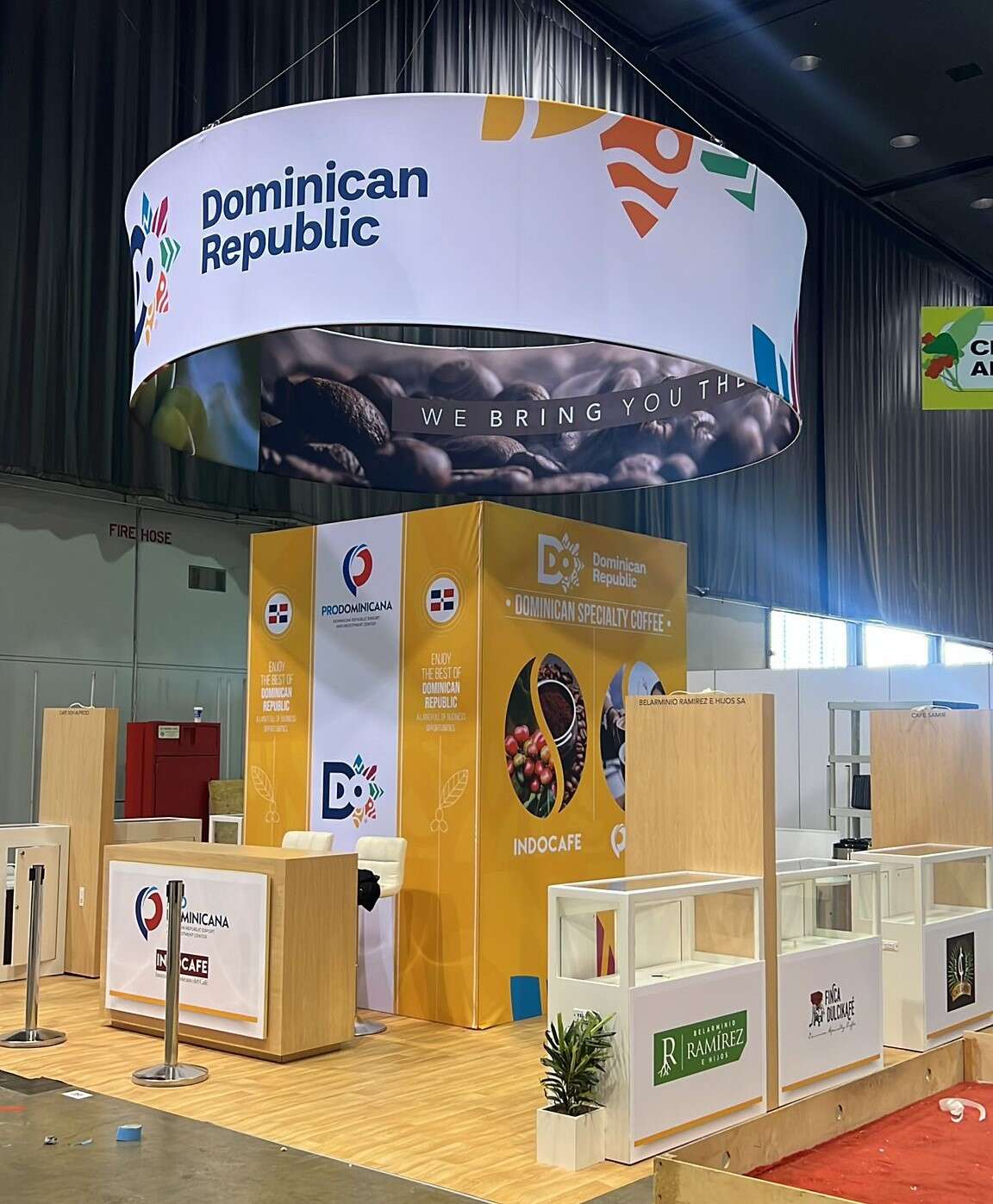 Empresas cafetaleras dominicanas participan en Specialty Coffee 2024