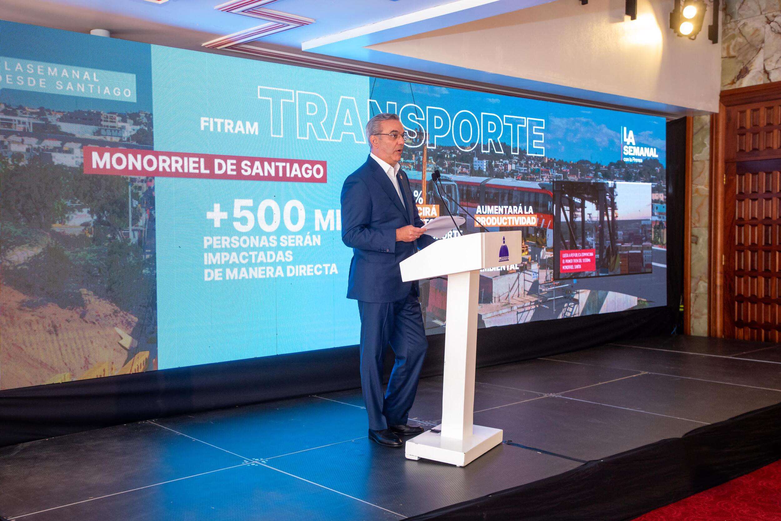 Presidente Abinader destaca avances en Santiago: educación, transporte, vivienda, salud e infraestructura.