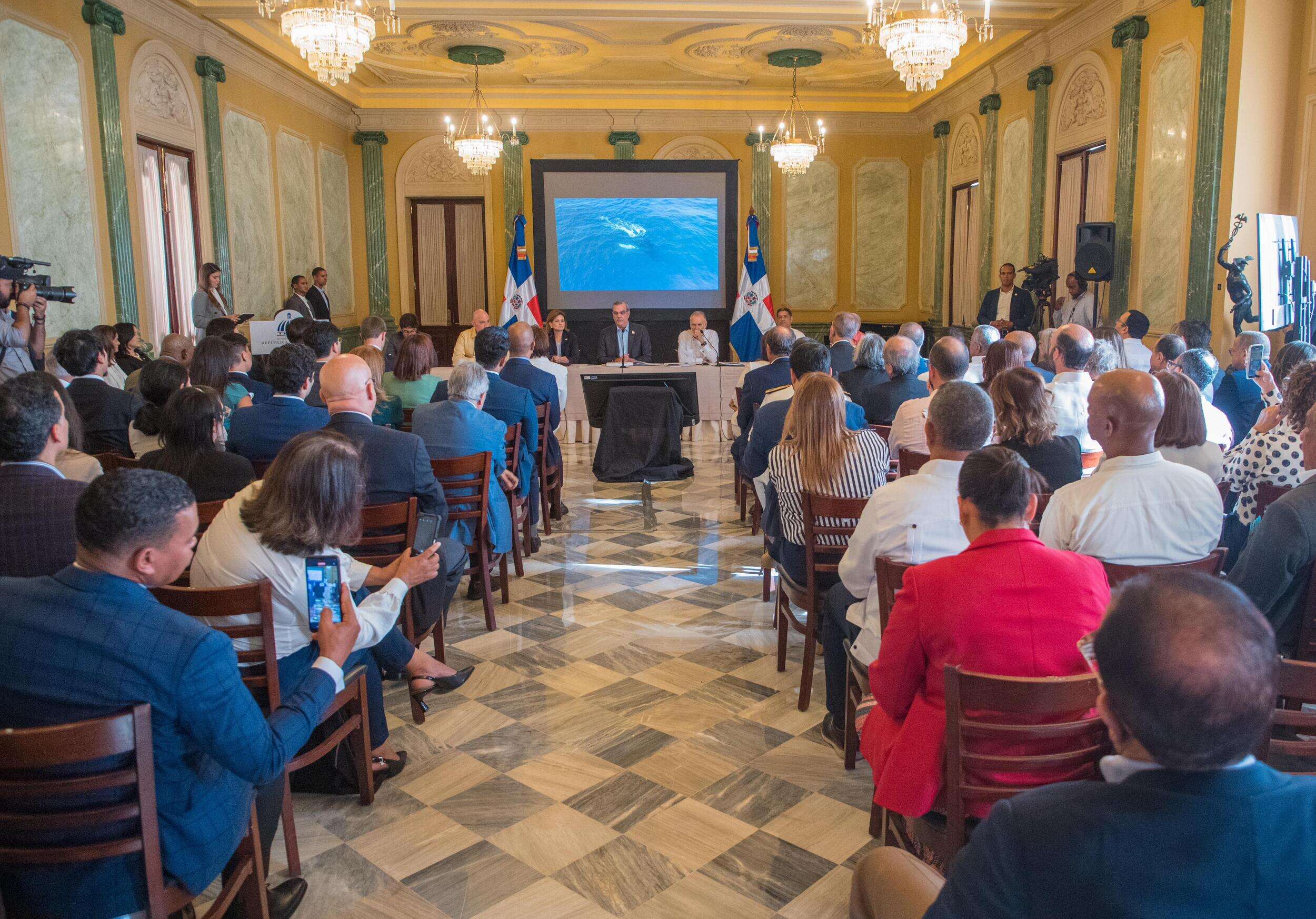 Presidente Abinader asegura ejecución disciplinada del plan «República Dominicana 30×30» para conservar y proteger recursos naturales.