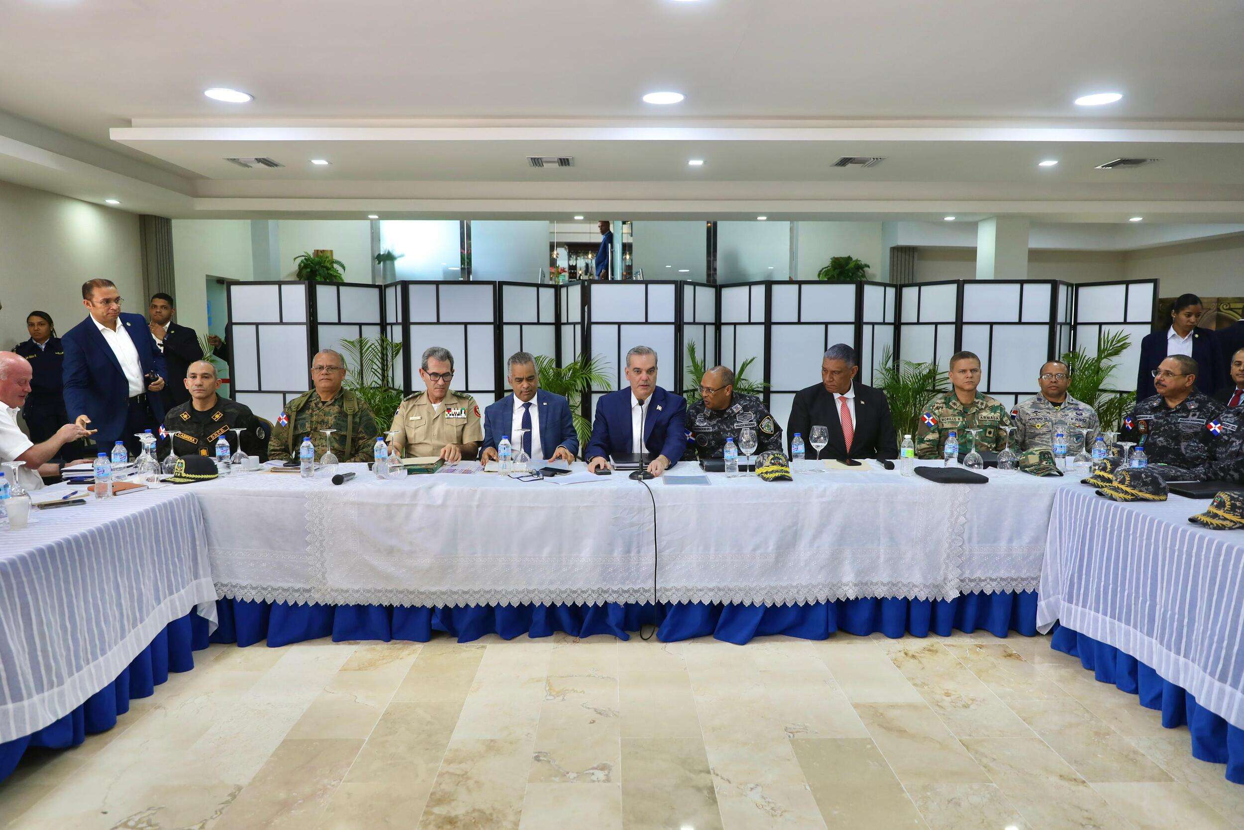 Presidente Abinader encabeza reunión de seguimiento al Plan de Seguridad Ciudadana