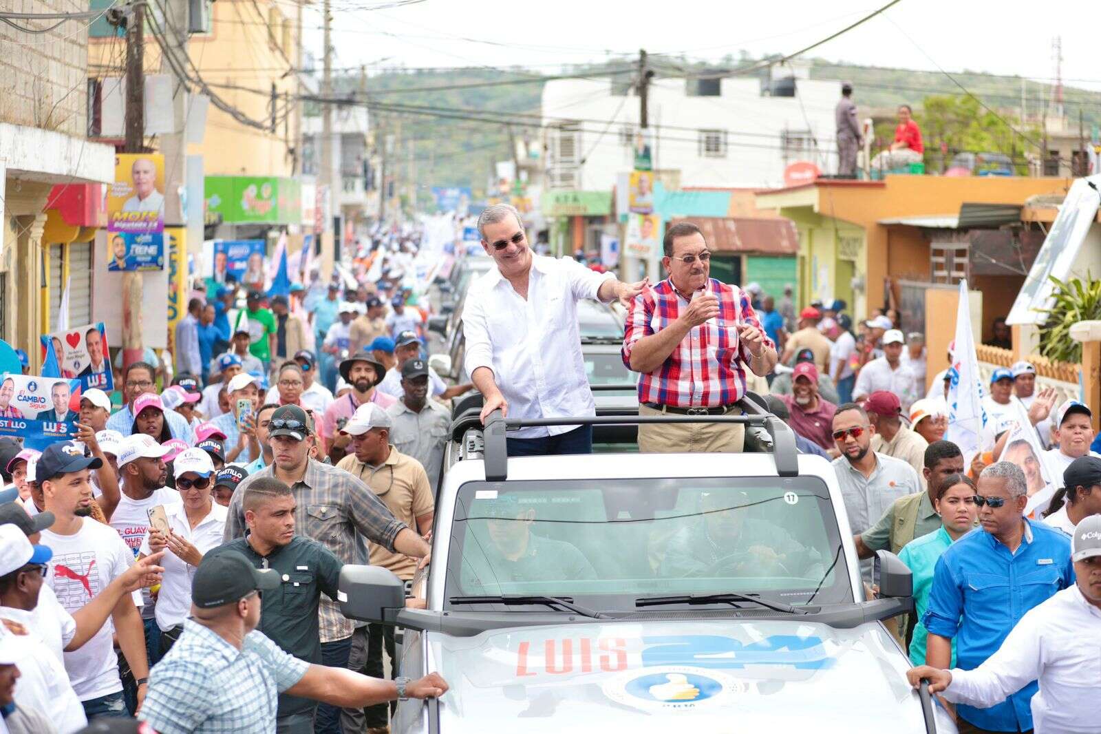 Abinader moviliza miles de personas en Hato Mayor y San Pedro de Macorís