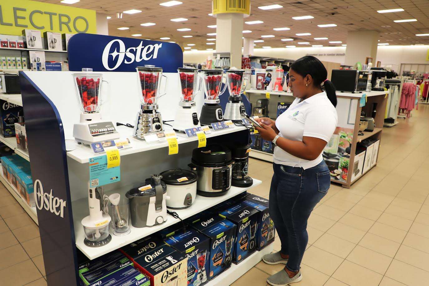 Pro Consumidor inicia operativos para evitar engaños en ofertas del Día de las Madres