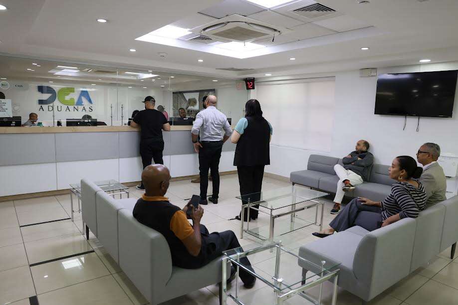 Aduanas logra cifras récord en cobros no operacionales