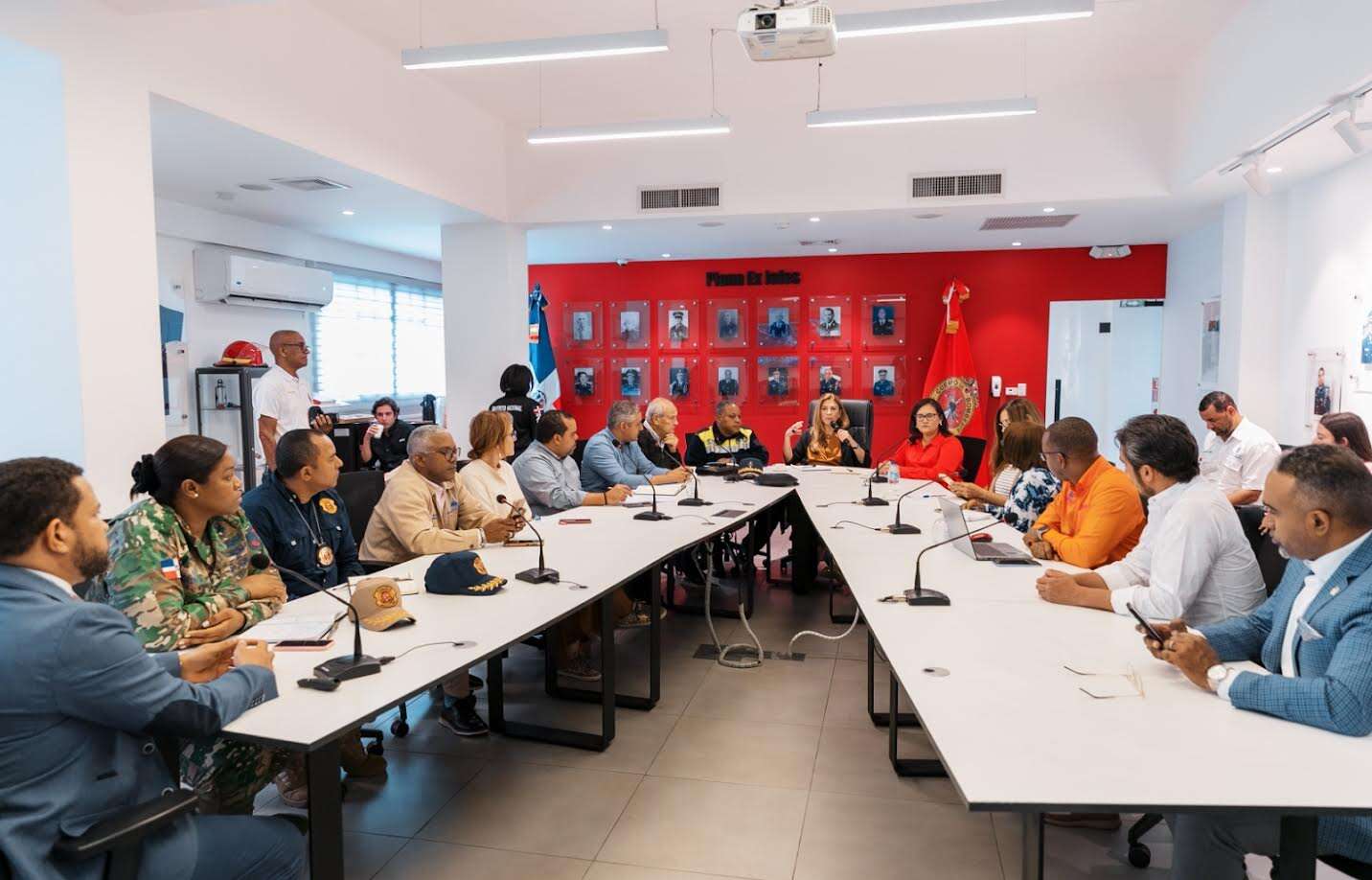 Alcaldesa Carolina Mejía mantiene en sesión permanente Comité de Prevención ante vaguada