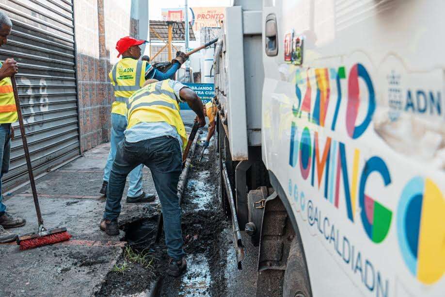 Alcaldía del DN despliega brigadas preventivas ante vaguada