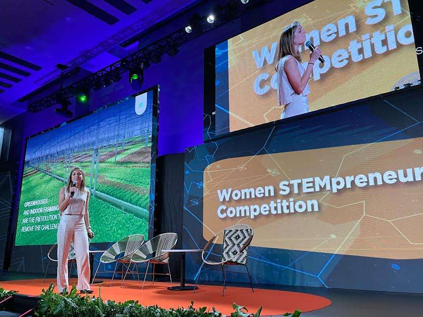 BID Lab lanza convocatorias WeXchange para emprendedoras tecnológicas