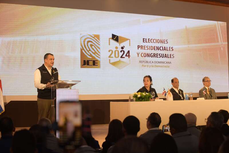 JCE inaugura oficialmente la jornada de elecciones