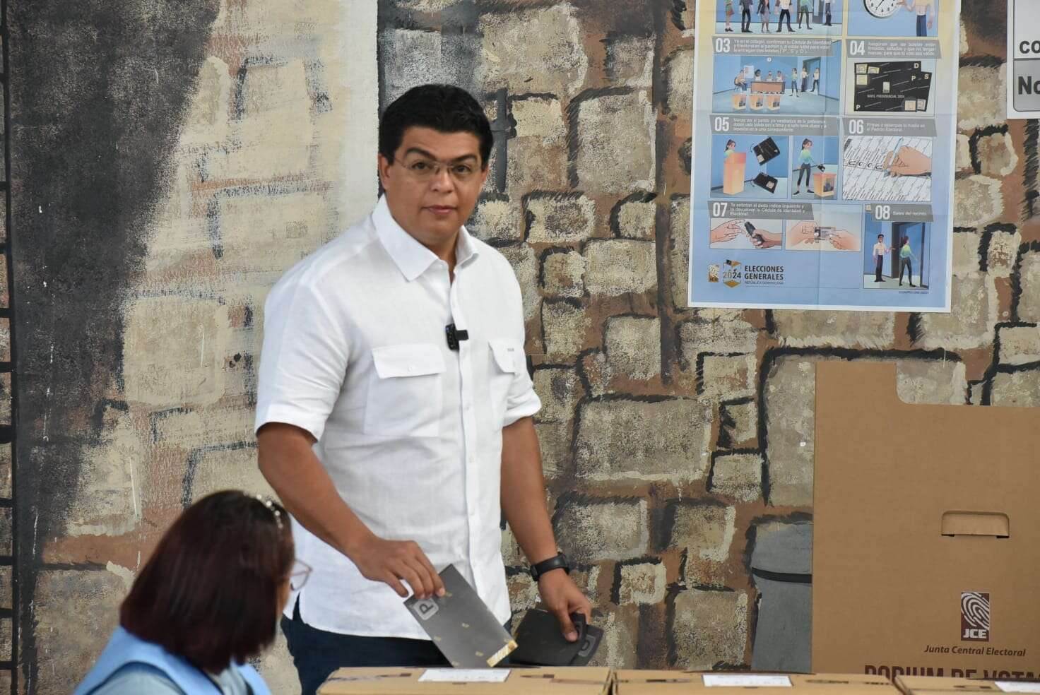 Fellito Suberví llama a los dominicanos a votar