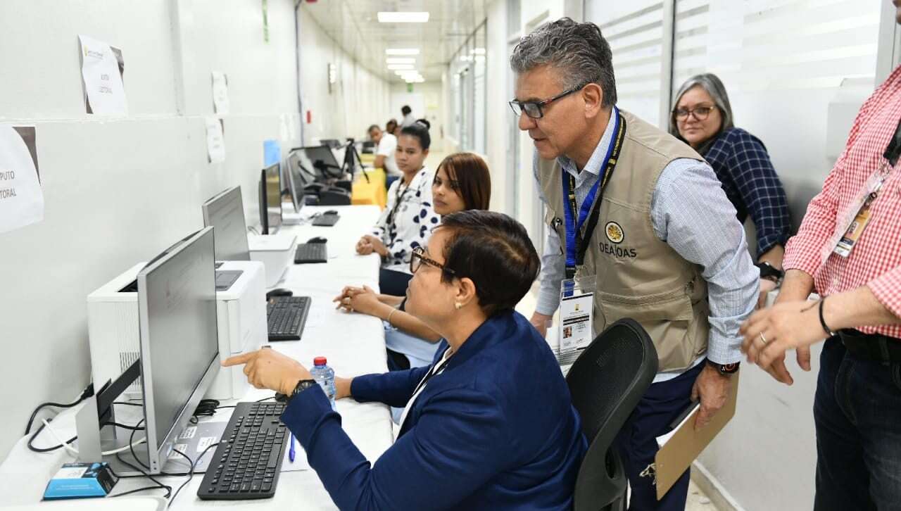 La OEA observa elecciones en República Dominicana