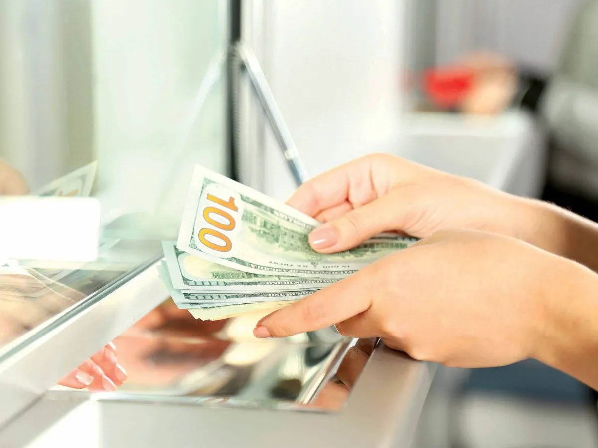 RD recibió 3.5 millones de dólares en remesas entre enero y abril de 2024.