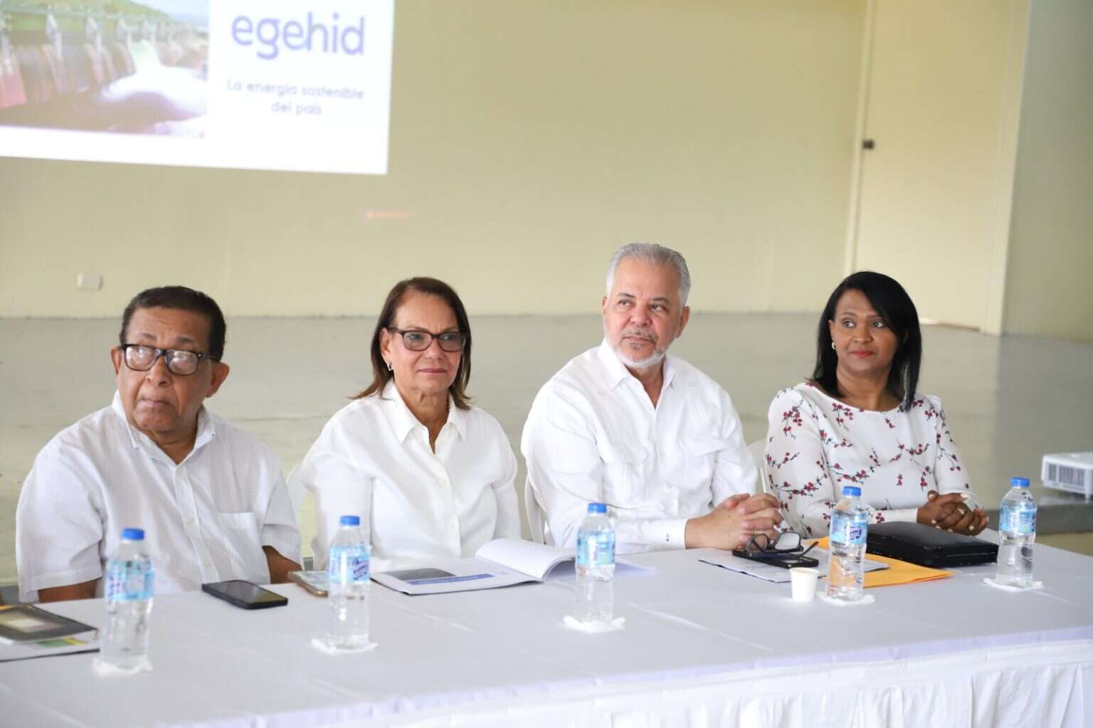 EGEHID socializa con banilejos el Proyecto Presa La Gina