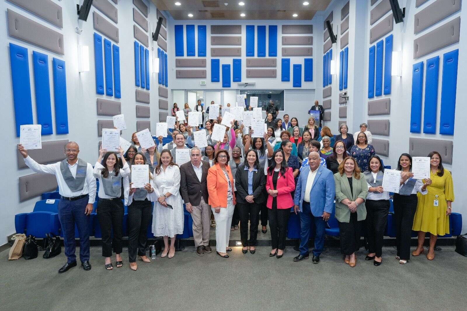 INFOTEP, Salud Pública y PMA certifican participantes en prevención de malnutrición